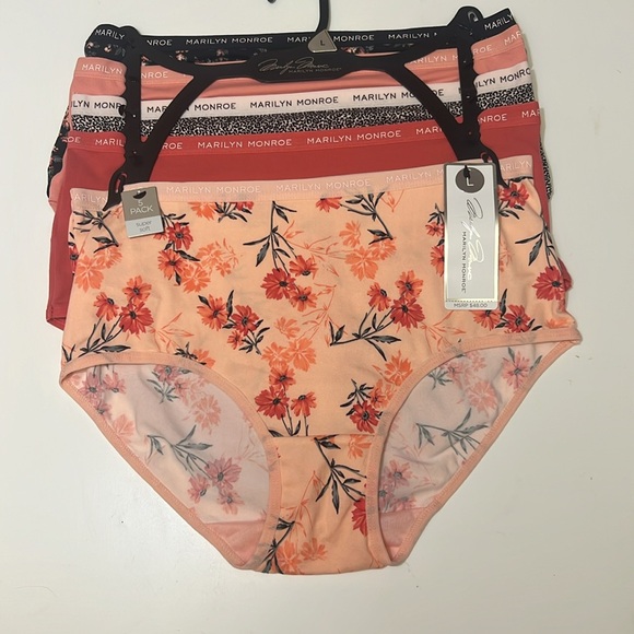 Marilyn Monroe Other - Marilyn Monroe Super Soft 5PK Briefs New!